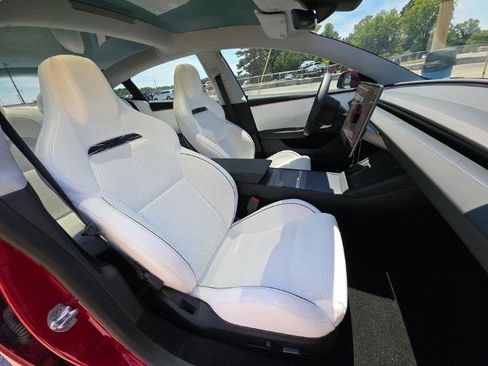 Used 2024 Tesla Model 3 Performance AWD/4WD image 9