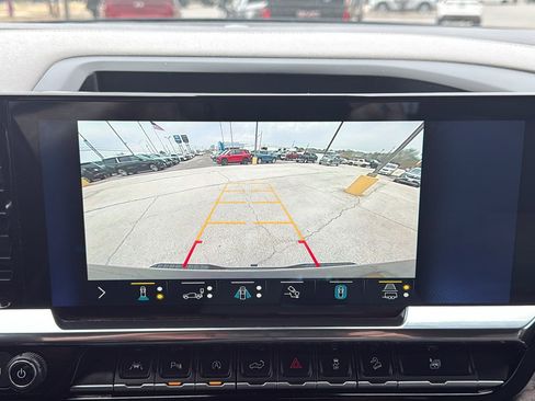 Used 2022 Chevrolet Silverado 1500 LTZ w/ Technology Package image 21