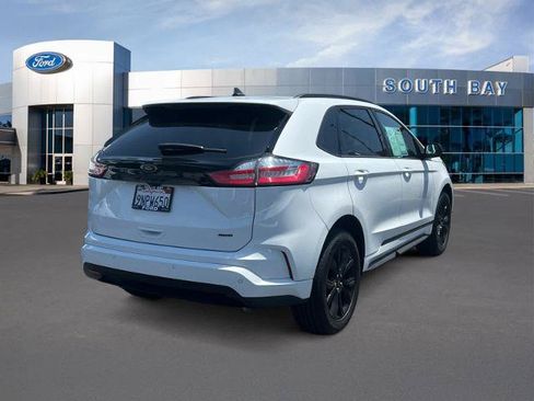 Certified 2024 Ford Edge SE w/ Black Appearance Package AWD/4WD image 5