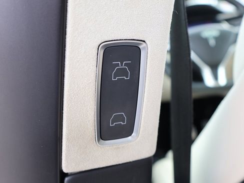 Used 2017 Tesla Model X P100D image 40