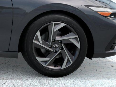 New 2026 Hyundai Elantra Limited image 8