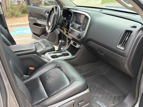 Used 2020 Chevrolet Colorado ZR2 w/ LPO, Premium Interior Package AWD/4WD image 17