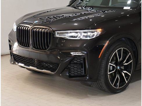Used 2020 BMW X7 xDrive40i w/ M Sport Package AWD/4WD image 2