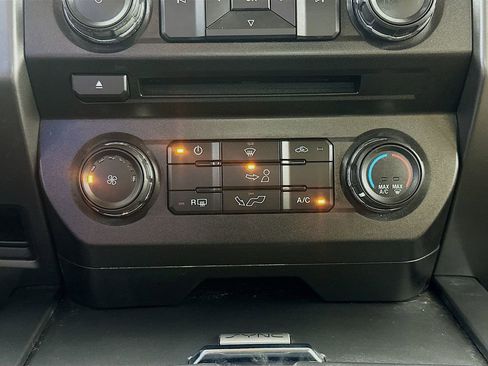 Used 2017 Ford F150 XLT w/ Equipment Group 301A Mid image 19