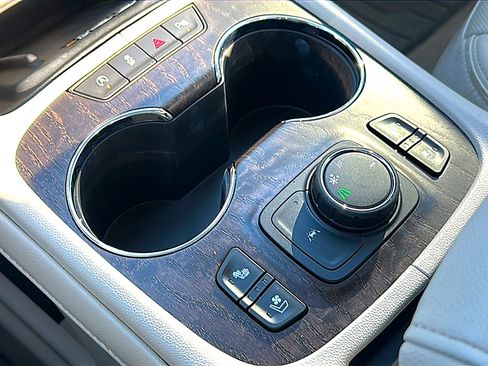 Used 2023 GMC Acadia Denali w/ Denali Ultimate Package image 36