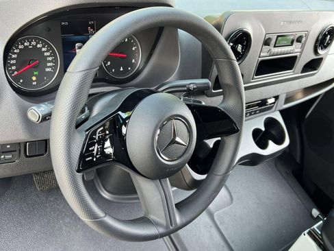 New 2025 Mercedes-Benz Sprinter 2500 image 14