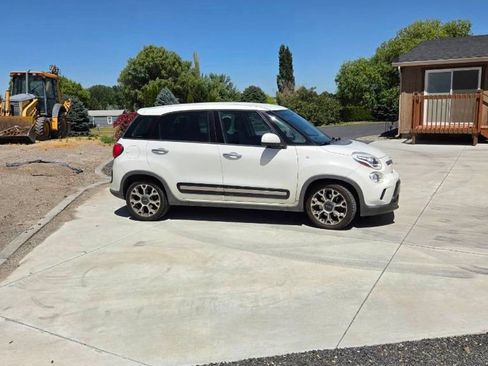 Used 2014 FIAT 500L Trekking FWD image 3