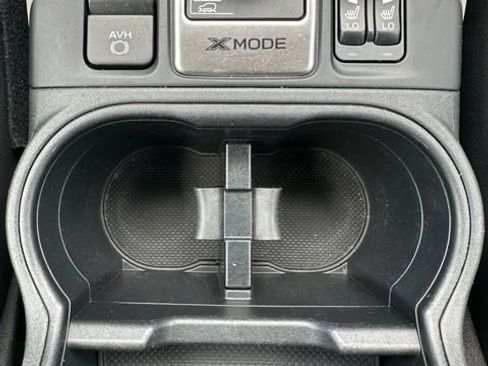 Used 2020 Subaru Forester Premium AWD/4WD image 38