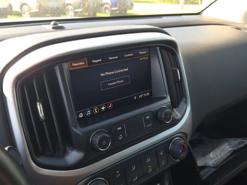 Used 2020 Chevrolet Colorado LT w/ Luxury Package AWD/4WD image 15