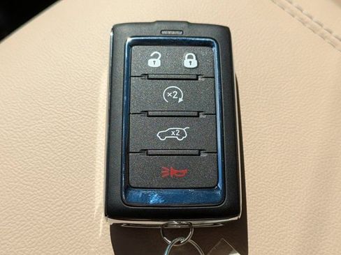 New 2025 Jeep Grand Cherokee L Limited image 26