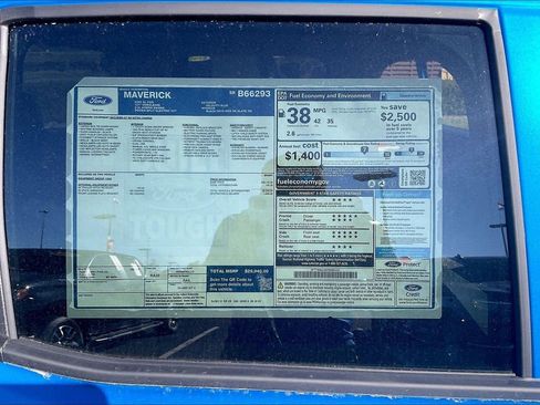 New 2025 Ford Maverick XL image 14