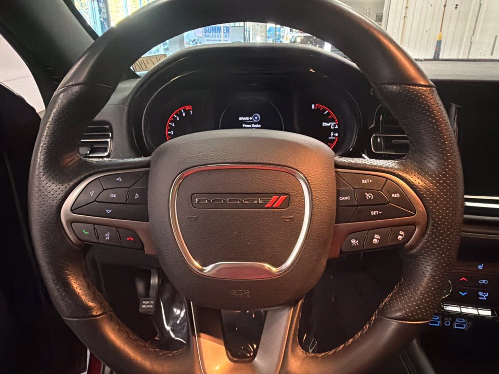 Used 2023 Dodge Durango SXT w/ SXT Blacktop Group AWD/4WD image 17