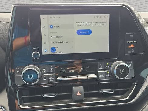 Used 2023 Toyota Highlander XSE FWD image 21
