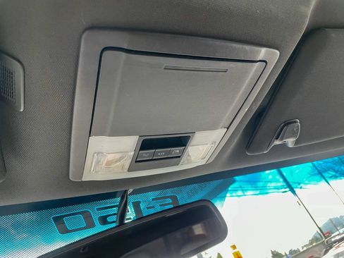 Used 2011 Ford F150 Lariat Limited image 18