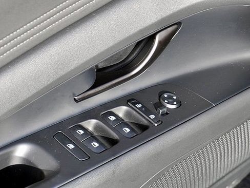Certified 2026 Hyundai Elantra Sport FWD image 22