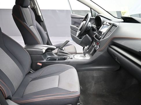 Used 2021 Subaru Crosstrek 2.0i Premium image 23