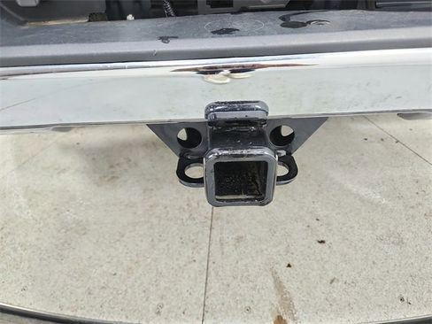 Used 2022 GMC Sierra 1500 SLE image 46