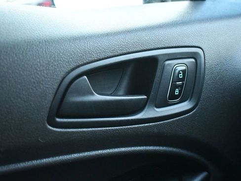 Used 2019 Ford Transit Connect XL image 11