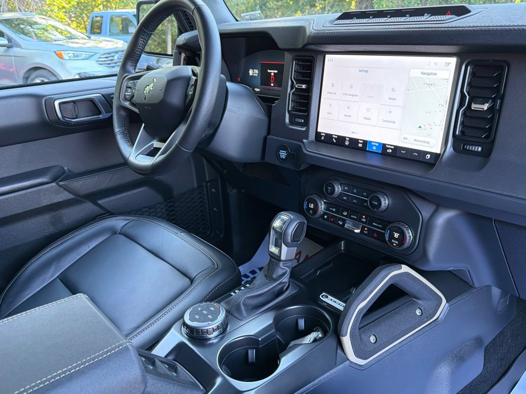 Used 2025 Ford Bronco Badlands AWD/4WD image 16