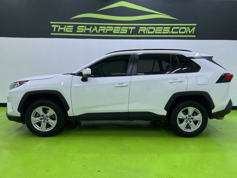 Used 2019 Toyota RAV4 XLE w/ Convenience Package AWD/4WD image 6