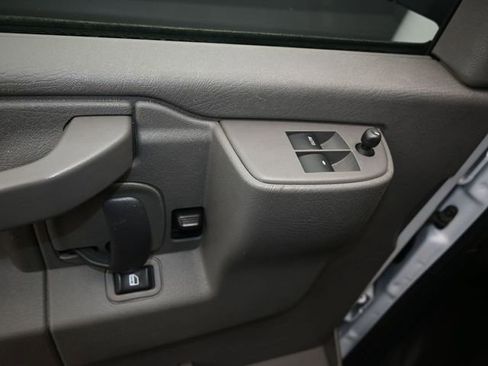 Used 2024 Chevrolet Express 2500 w/ Driver Convenience Package image 10