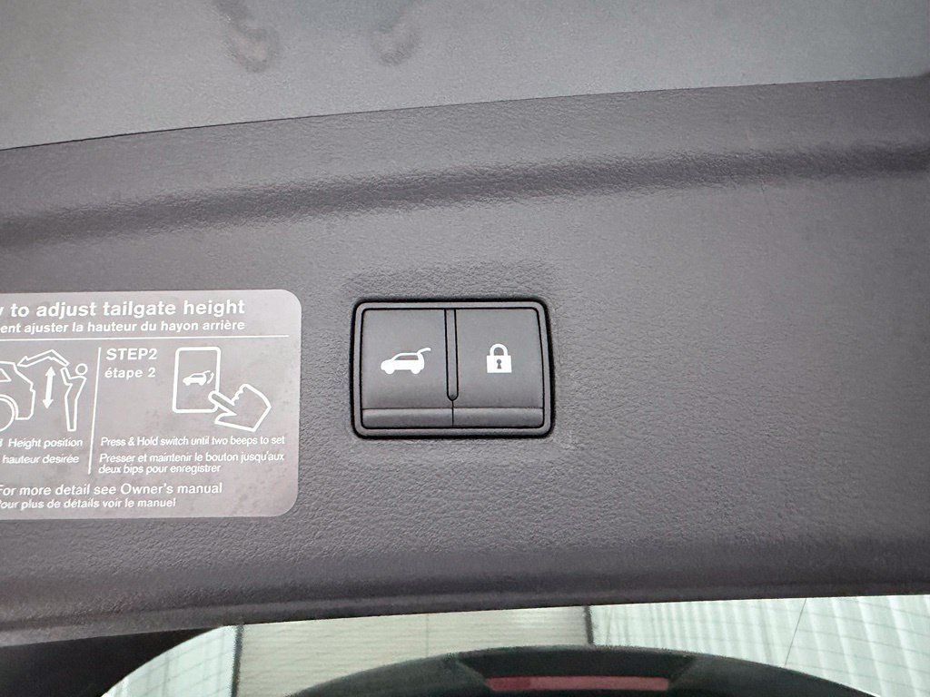 Certified 2023 INFINITI QX50 Luxe FWD image 36