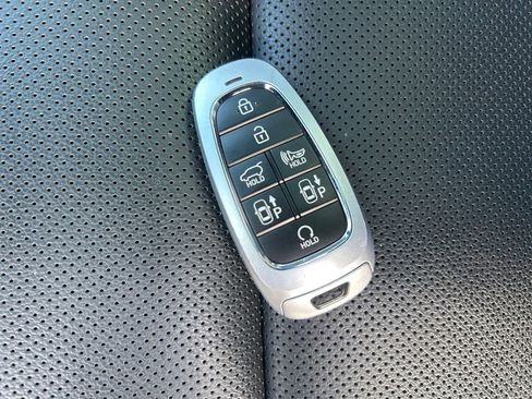 Certified 2024 Hyundai Tucson Limited image 33