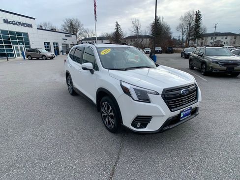 Used 2024 Subaru Forester Limited image 3