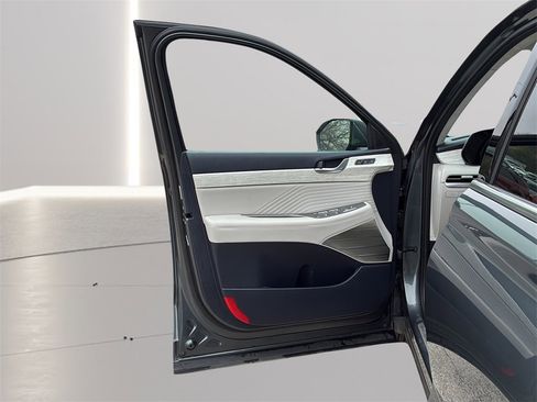 Used 2024 Hyundai Palisade Calligraphy image 26