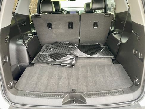 Used 2020 GMC Acadia SLT image 7