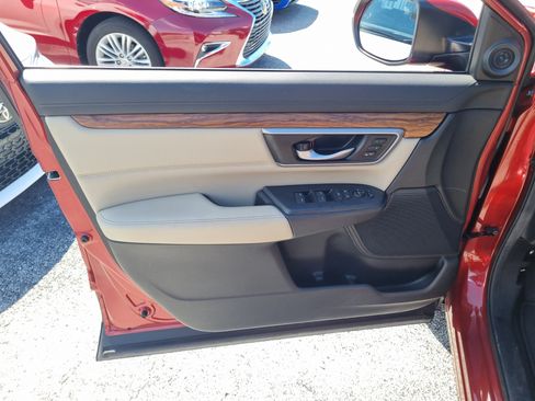 Used 2019 Honda CR-V Touring image 26
