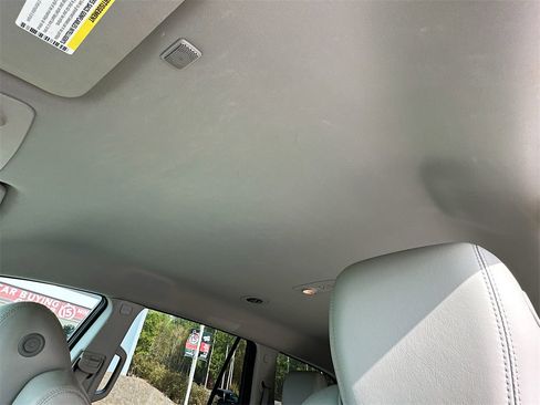 Used 2014 Buick Enclave Leather image 11