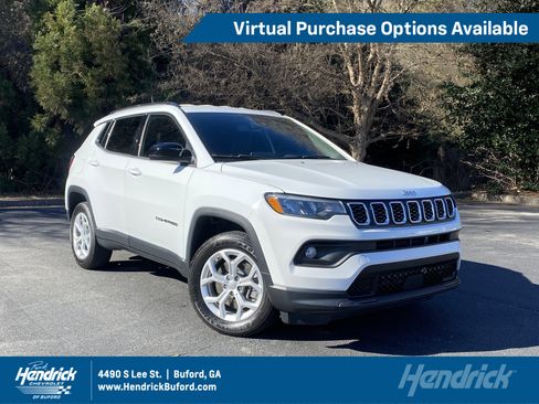 Used 2024 Jeep Compass Latitude image 1