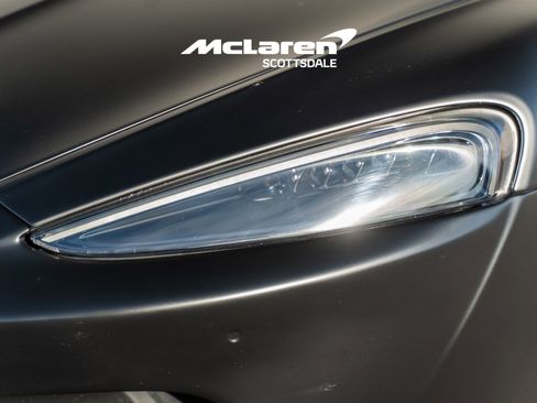 Used 2023 McLaren GT RWD image 13