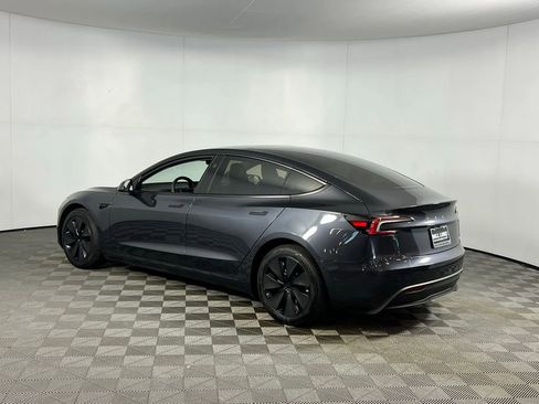 Used 2025 Tesla Model 3 Long Range image 8
