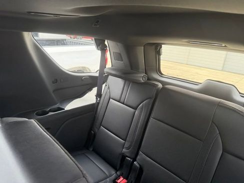 Used 2023 Chevrolet Tahoe RST image 11