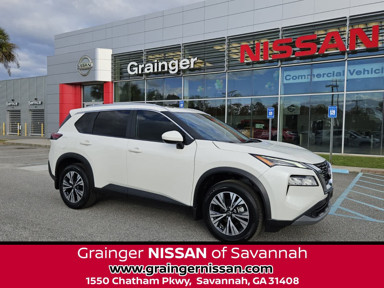 Used 2023 Nissan Rogue SV w/ SV Premium B Package FWD image 1
