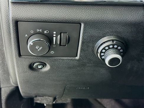 Used 2016 Jeep Grand Cherokee High Altitude image 11