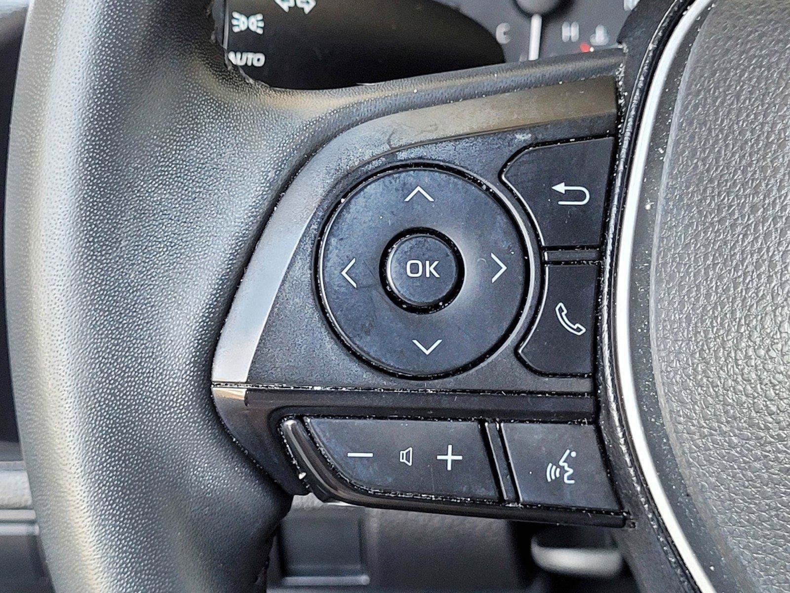 Used 2023 Toyota Corolla SE w/ SE Premium Package FWD image 31