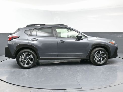 Used 2024 Subaru Crosstrek 2.0i Premium w/ Crosstrek Mirror Package AWD/4WD image 8