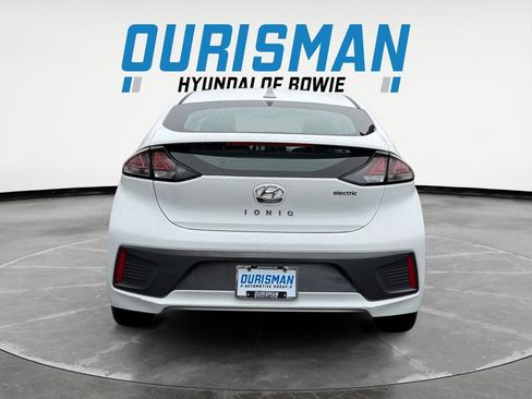 Used 2020 Hyundai Ioniq Limited image 5
