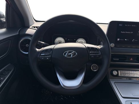 Used 2022 Hyundai Kona SEL w/ Cargo Package image 12