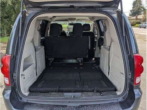 Used 2013 Dodge Grand Caravan American Value Package w/ UConnect Hands-Free Group FWD image 57