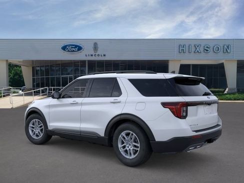 New 2026 Ford Explorer Active w/ Active Comfort Package RWD image 5