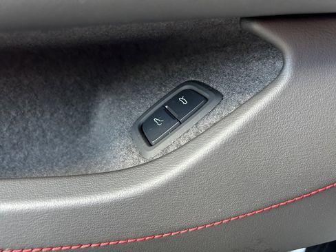 Used 2025 Chevrolet Corvette Z06 image 43