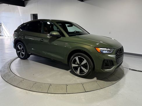 Used 2023 Audi Q5 2.0T Premium Plus w/ Premium Plus Package AWD/4WD image 7