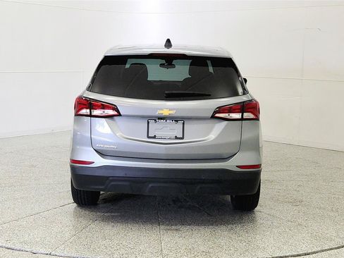 Used 2023 Chevrolet Equinox LS w/ LS Convenience Package FWD image 6