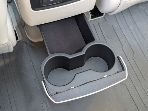 Used 2022 GMC Acadia Denali w/ Denali Ultimate Package image 46