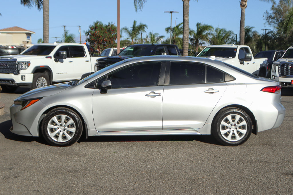 Used 2022 Toyota Corolla LE FWD image 5
