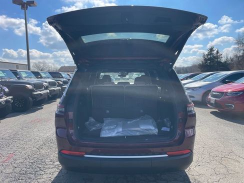 New 2026 Jeep Grand Cherokee L Limited image 13